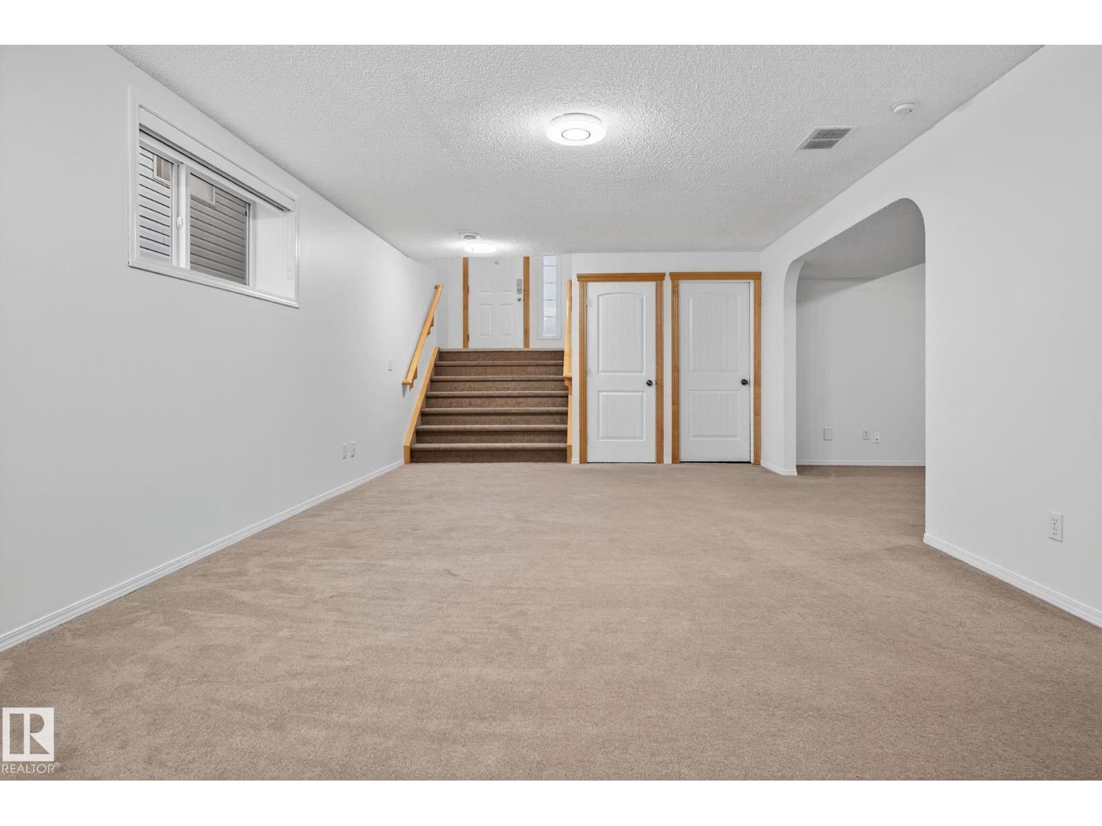 Photo 8 of 4308 155 Av Nw, Edmonton AB
