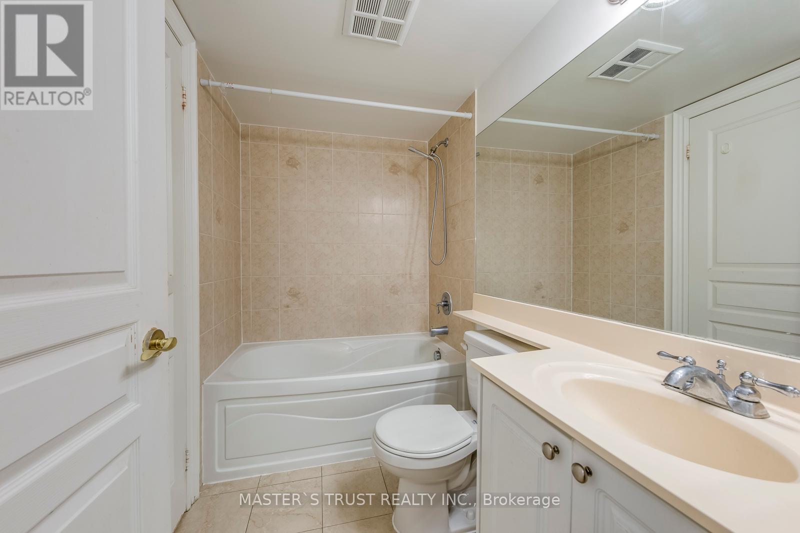 Photo 11 of 809 10 Northtown Way, Toronto ON