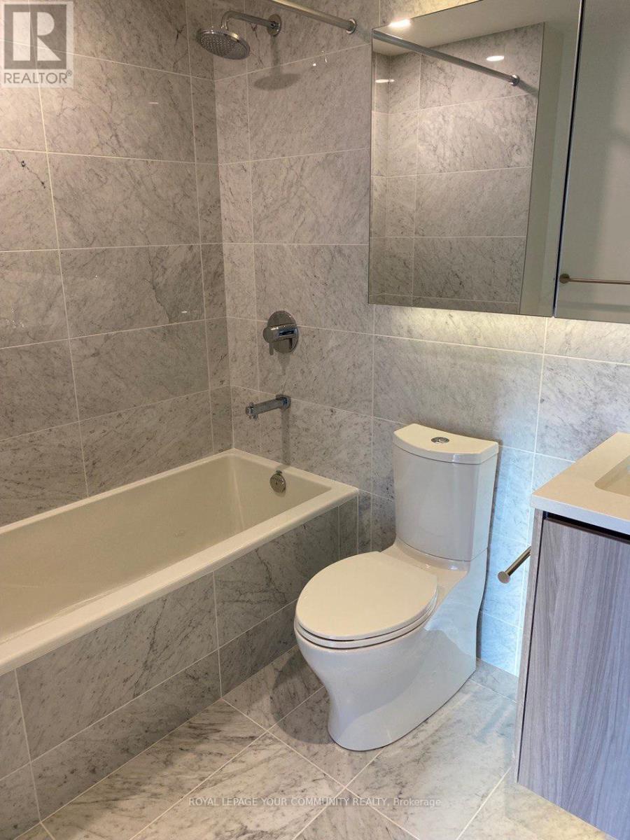 Photo 2 of 3906 95 Mcmahon Drive, Toronto ON