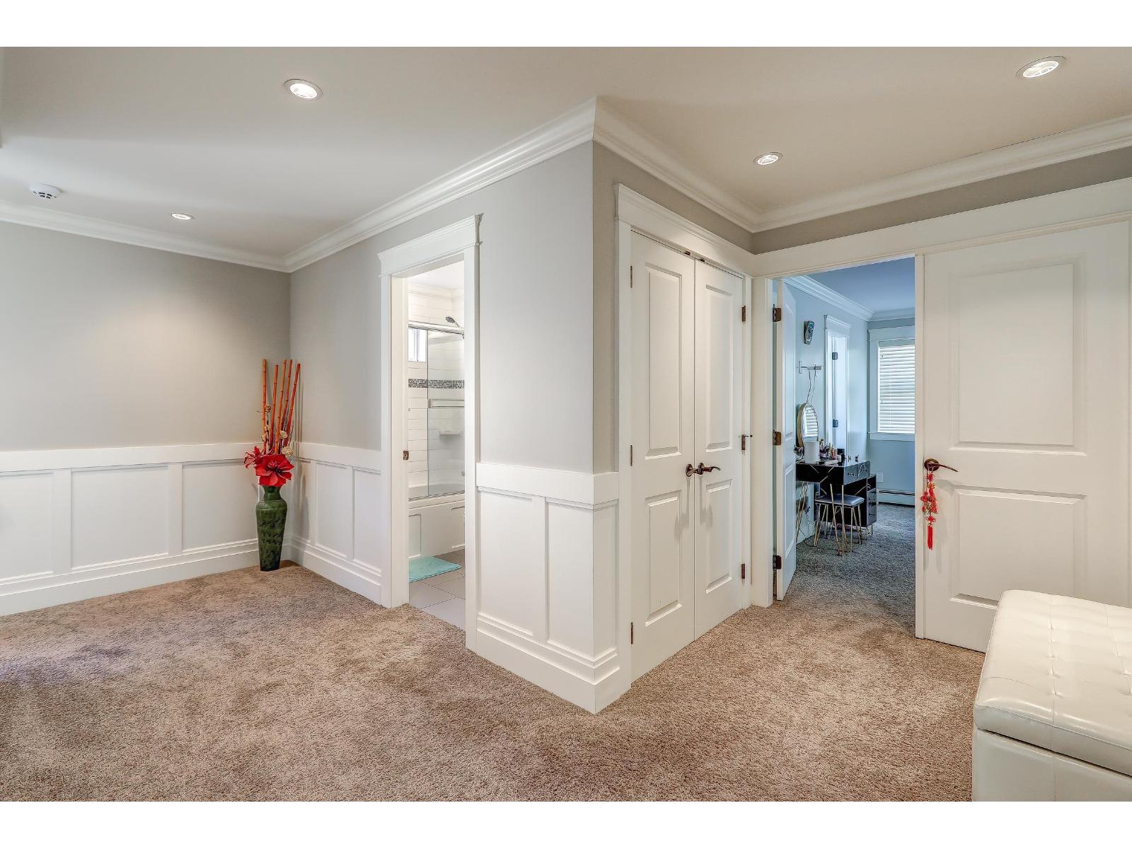 Photo 6 of 21161 80 A Avenue, Langley BC