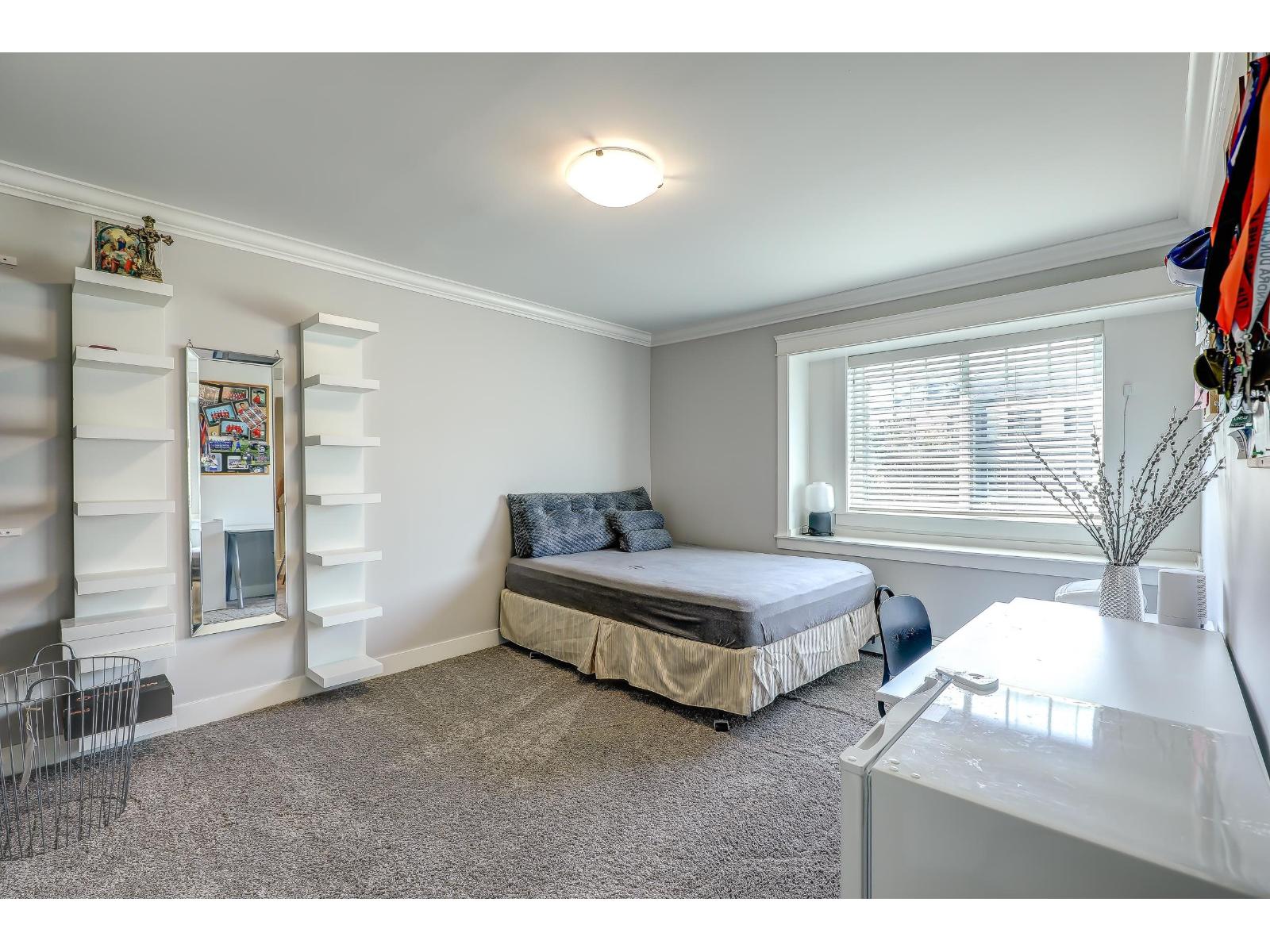 Photo 14 of 21161 80 A Avenue, Langley BC