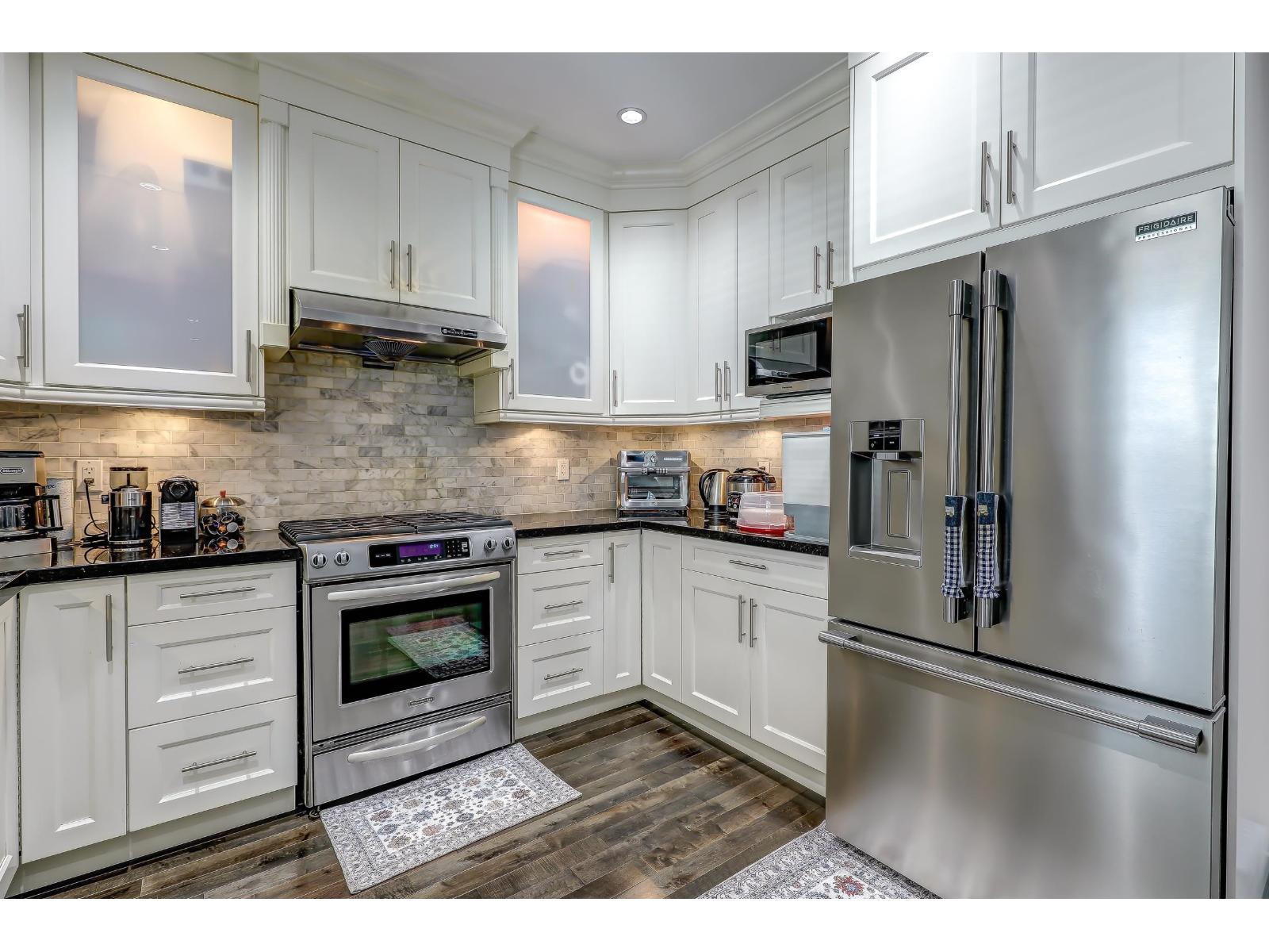 Photo 38 of 21161 80 A Avenue, Langley BC
