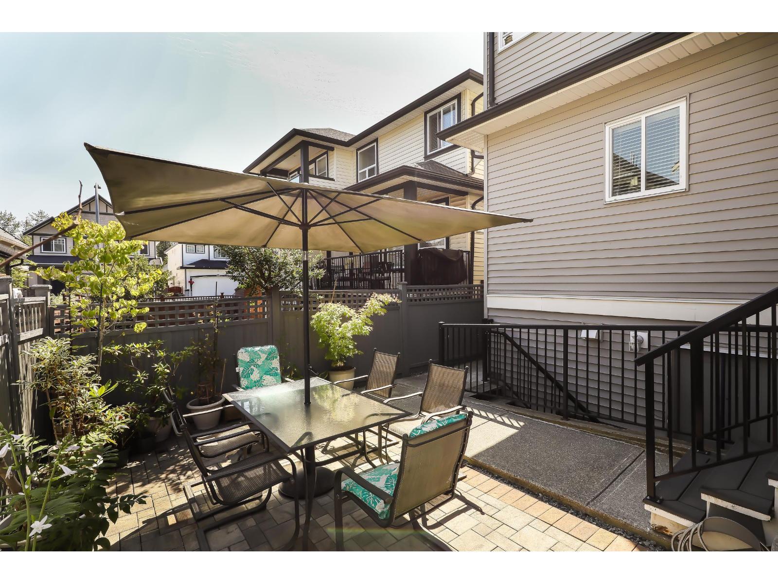 Photo 31 of 21161 80 A Avenue, Langley BC