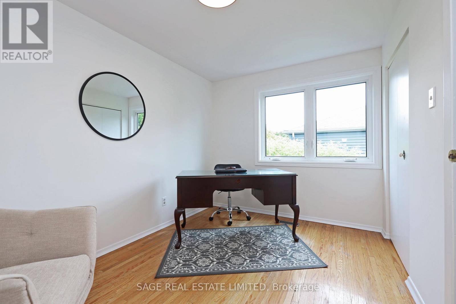 Photo 21 of 51 Prince Philip Boulevard, Toronto ON