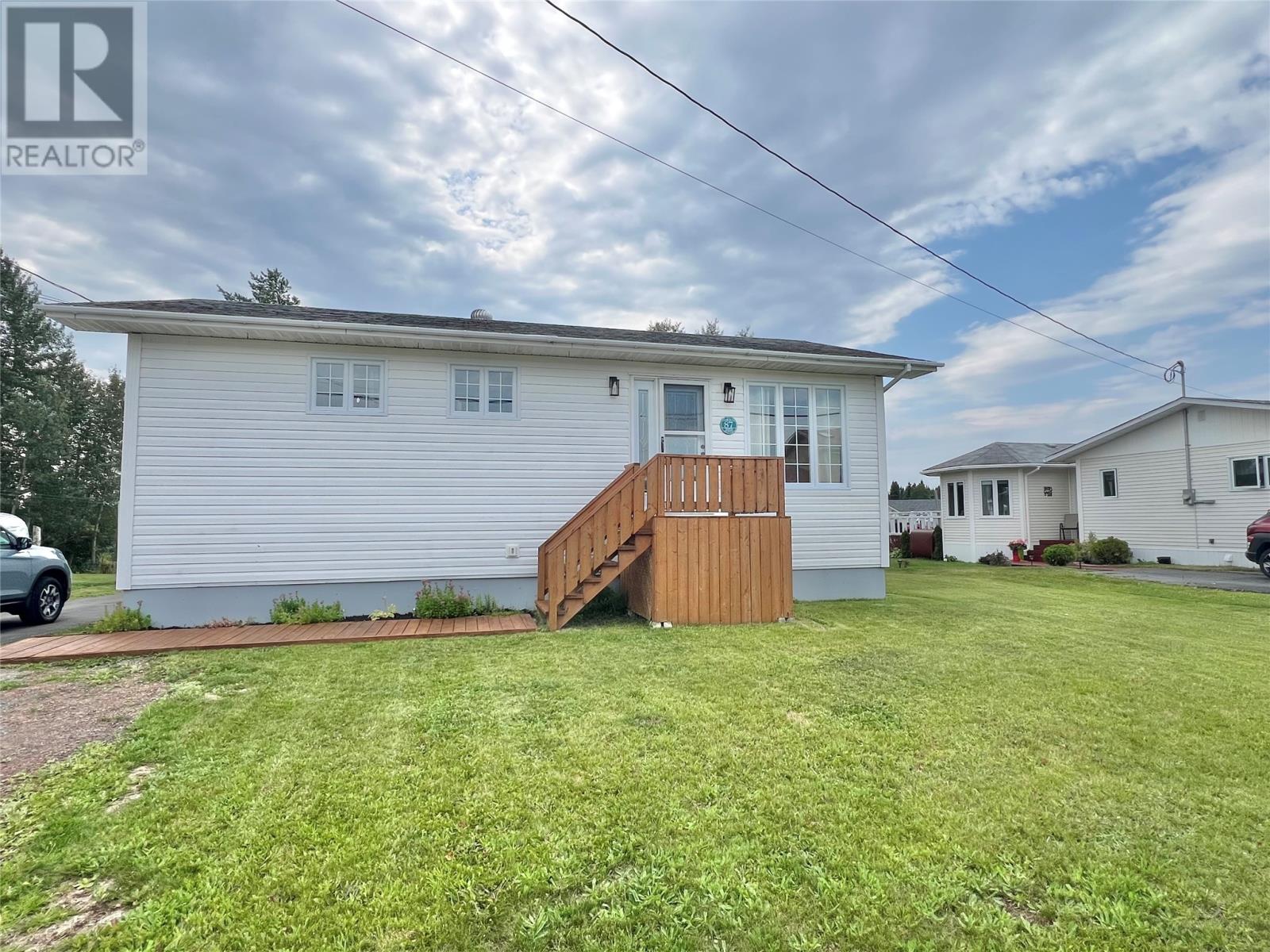 Photo 3 of 87 Maple Street, Badger NL