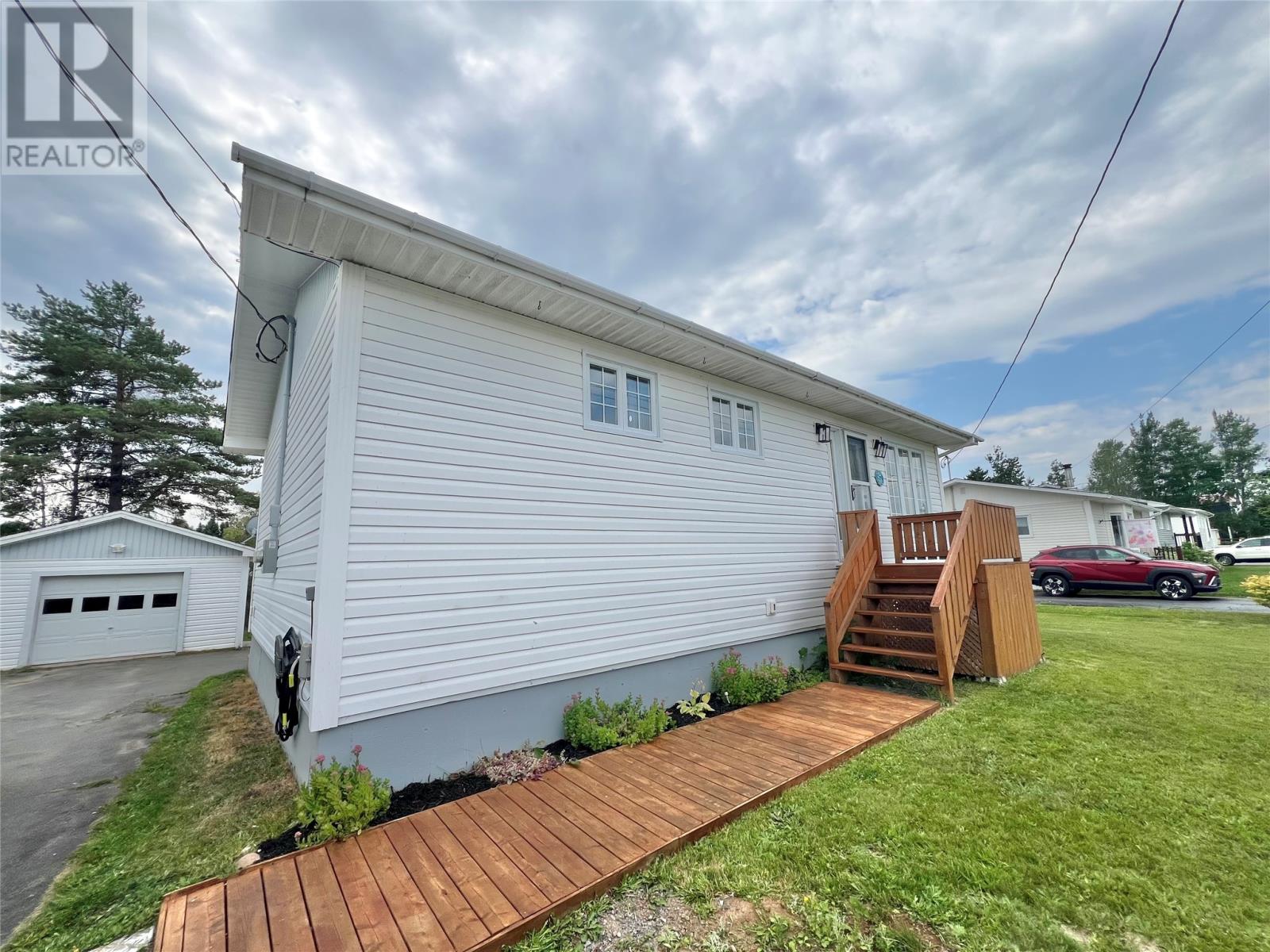 Photo 9 of 87 Maple Street, Badger NL
