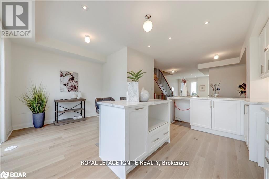 Photo 24 of 807 Port Darlington Road, Clarington ON
