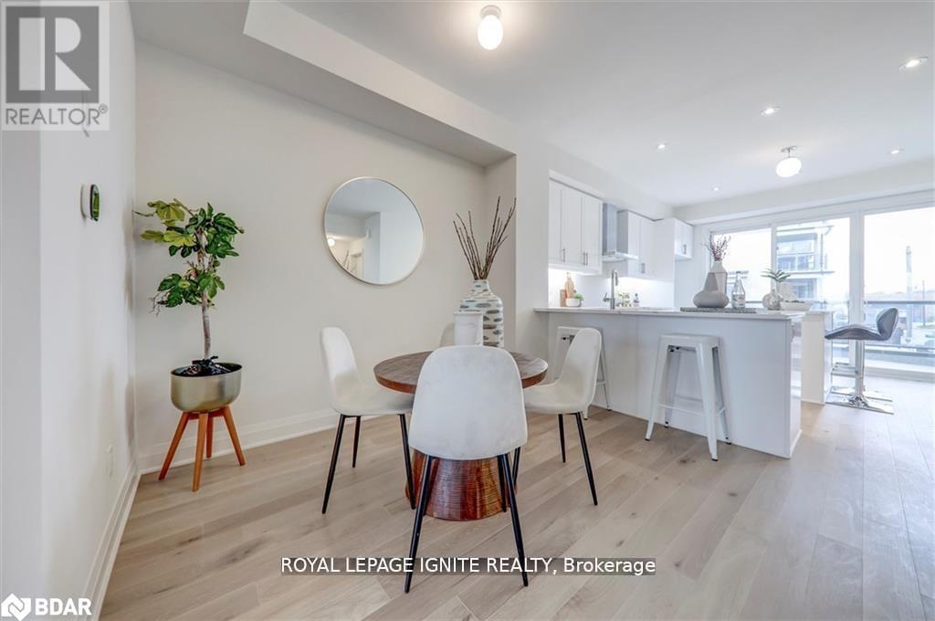 Photo 20 of 807 Port Darlington Road, Clarington ON