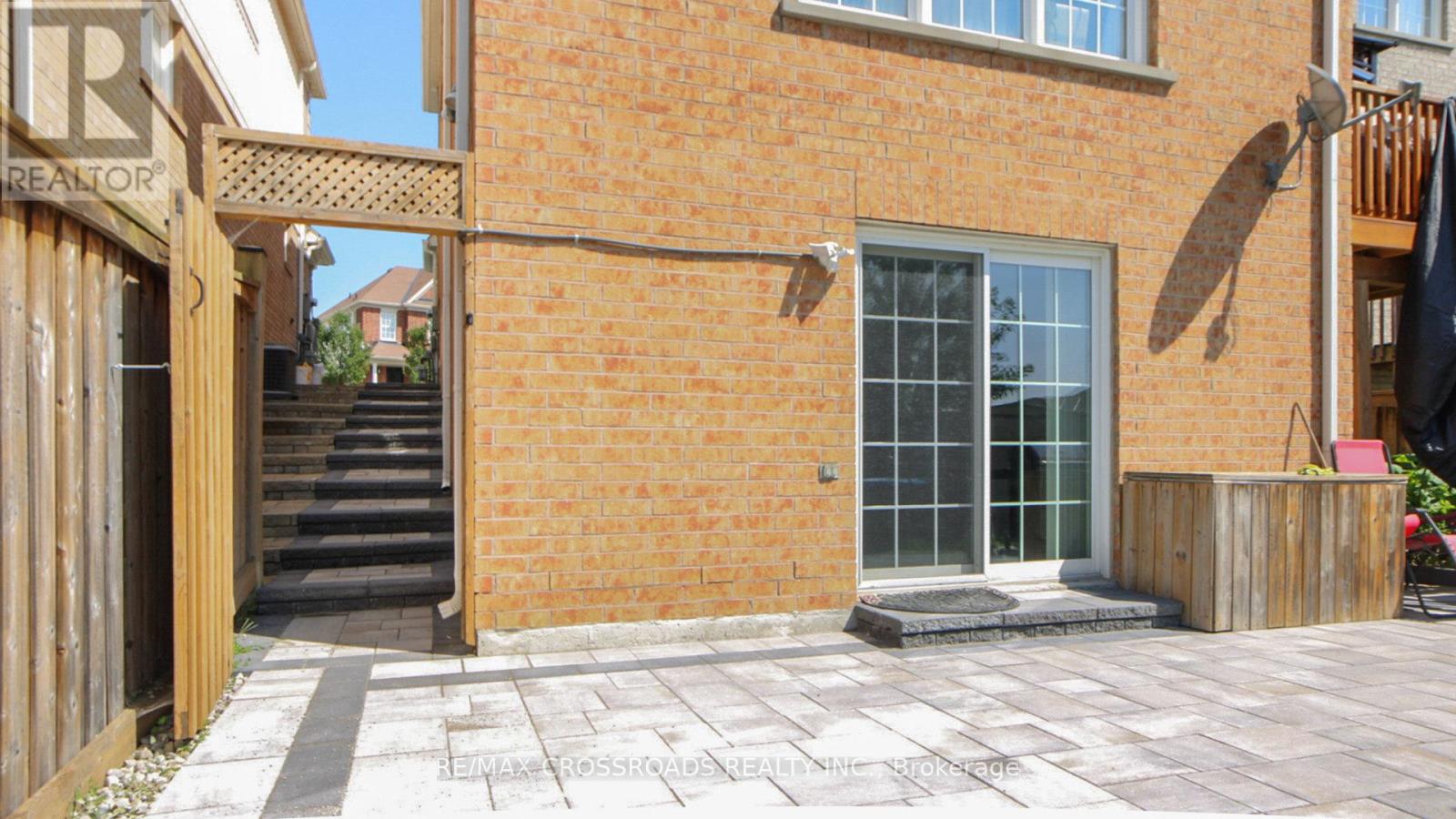 Photo 18 of Lower 33 Netherway Crescent, Ajax ON