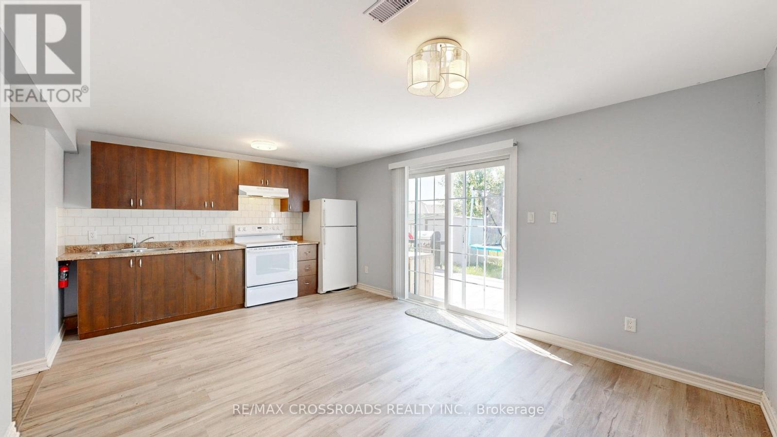 Photo 3 of Lower 33 Netherway Crescent, Ajax ON