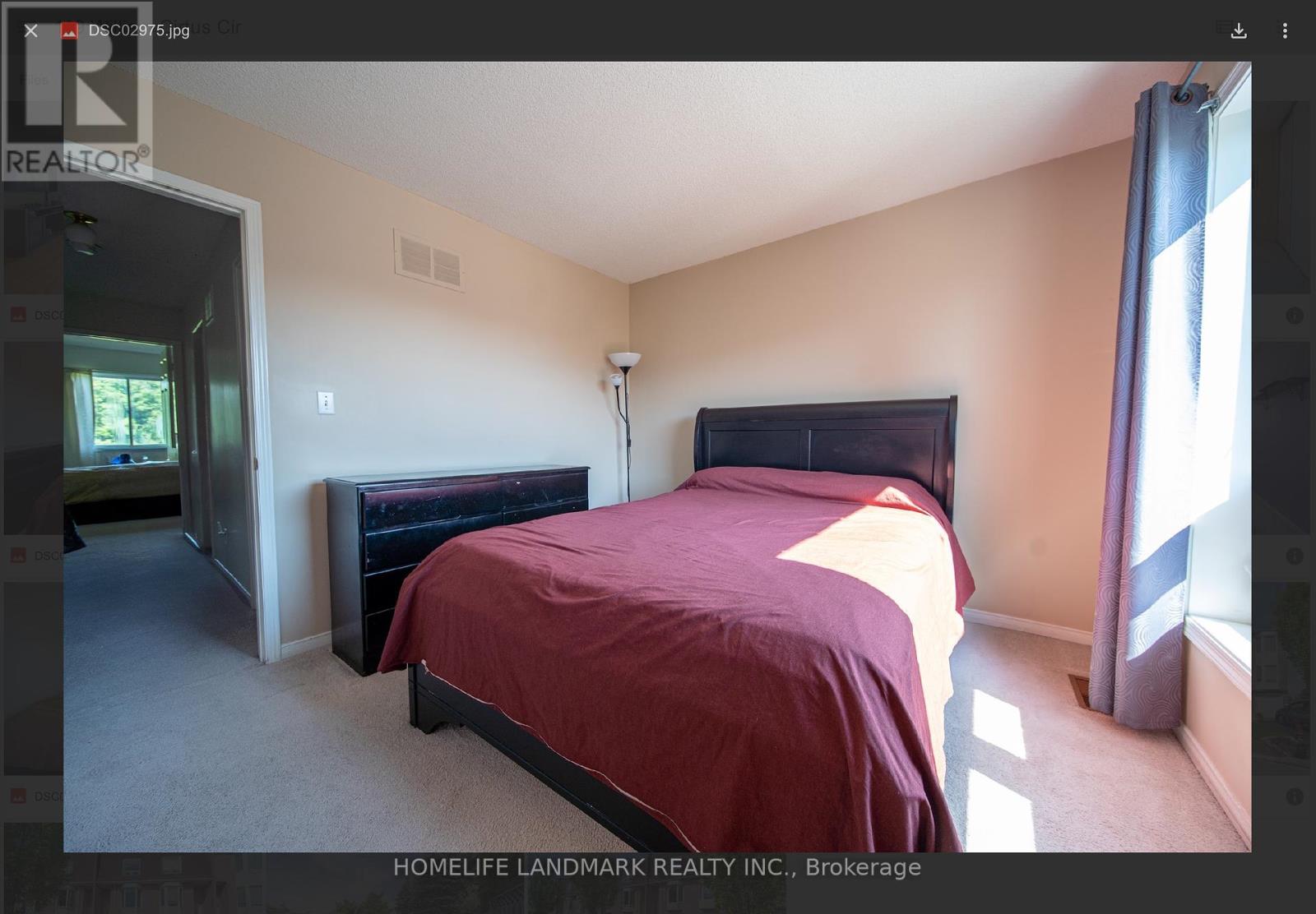 Photo 17 of 57 119 William Curtis Circle, Newmarket ON
