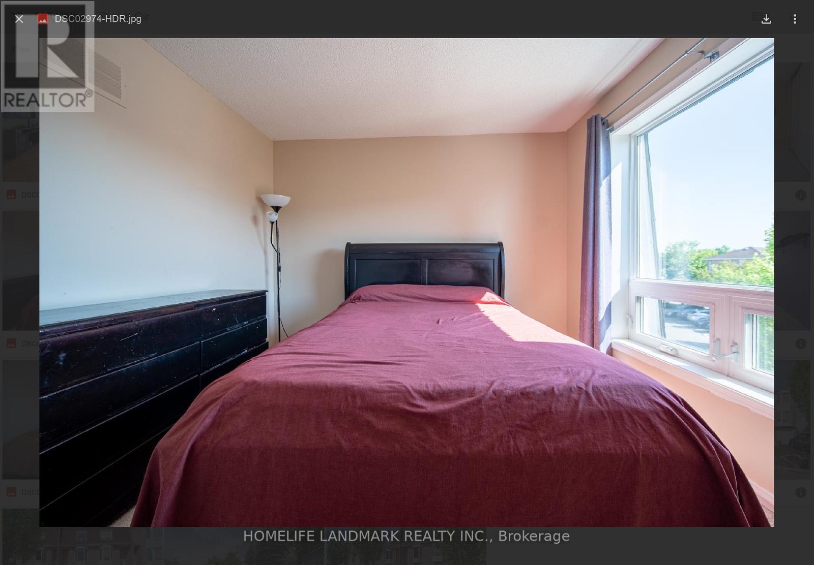 Photo 18 of 57 119 William Curtis Circle, Newmarket ON