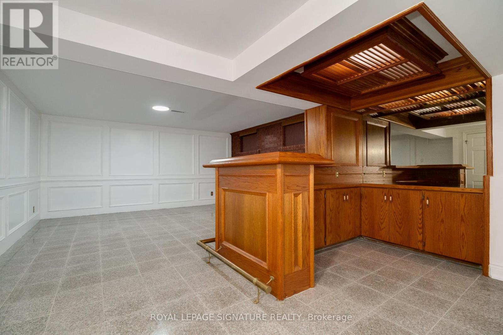 Photo 43 of 339 Elmwood Avenue, Richmond Hill ON