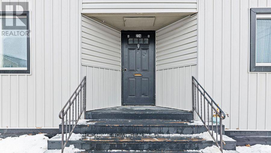 Photo 4 of 224 Mitchell Street, Port Colborne ON