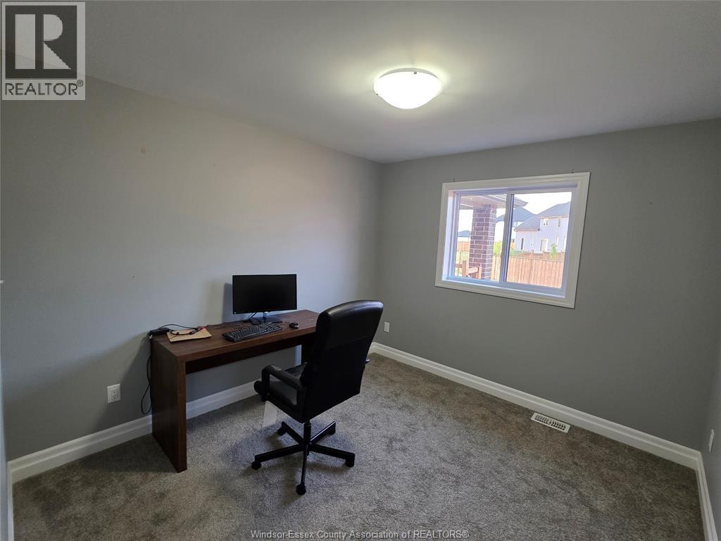 Photo 11 of 46 Kingsbridge, Amherstburg ON