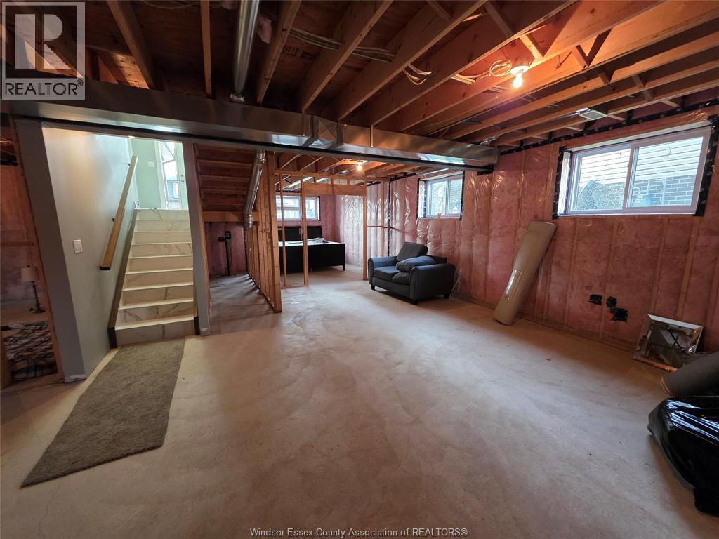 Photo 17 of 46 Kingsbridge, Amherstburg ON