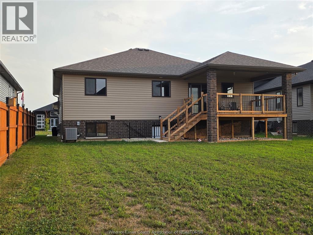 Photo 20 of 46 Kingsbridge, Amherstburg ON