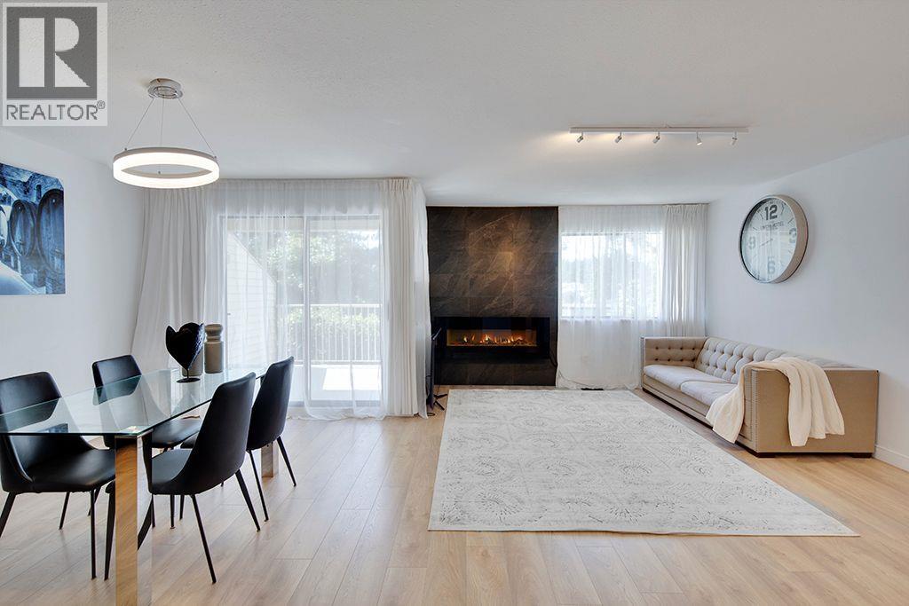 Photo 6 of 208 1220 Falcon Drive, Coquitlam BC