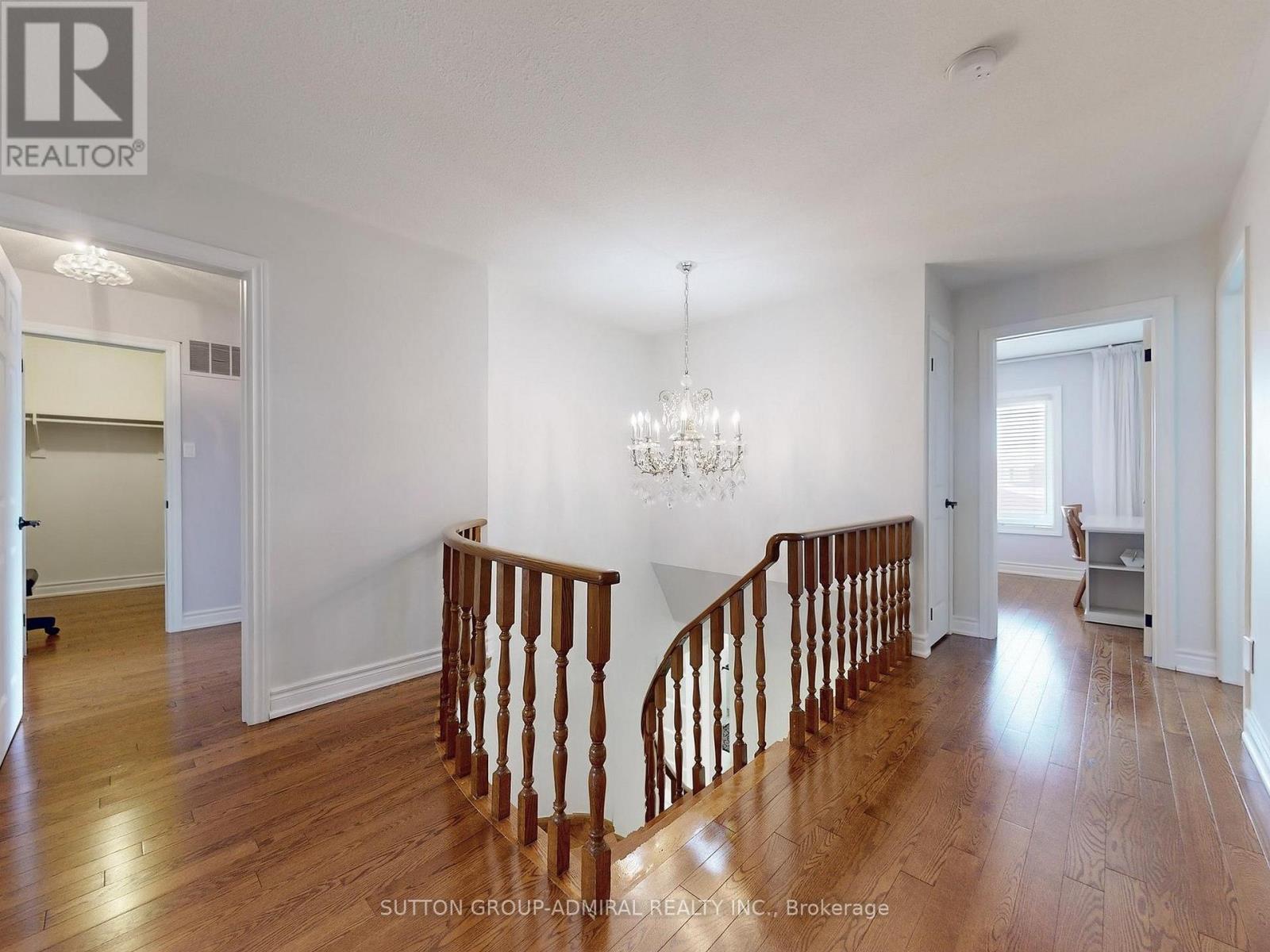 Photo 17 of 160 Marwood Place, Vaughan ON