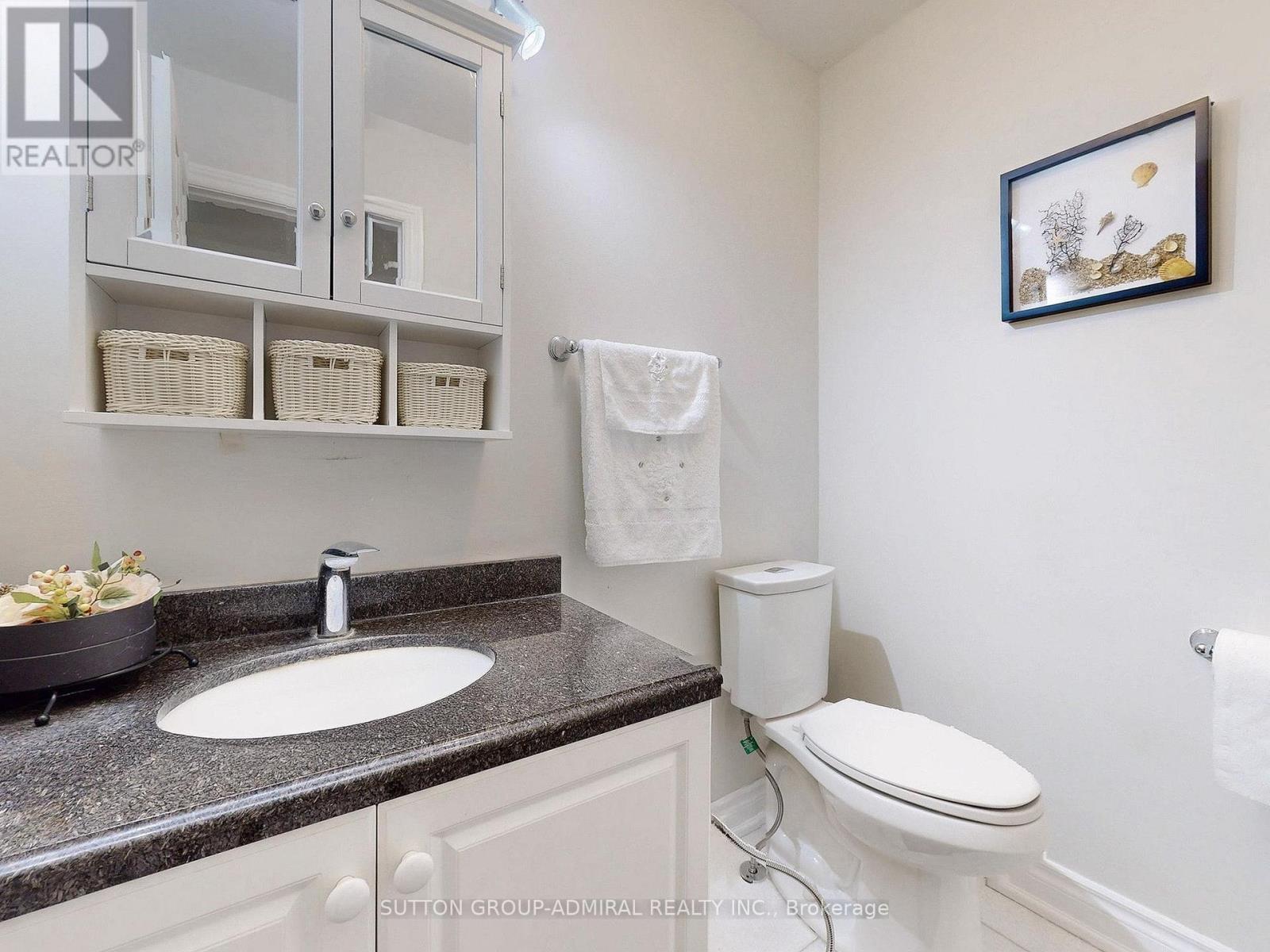 Photo 16 of 160 Marwood Place, Vaughan ON