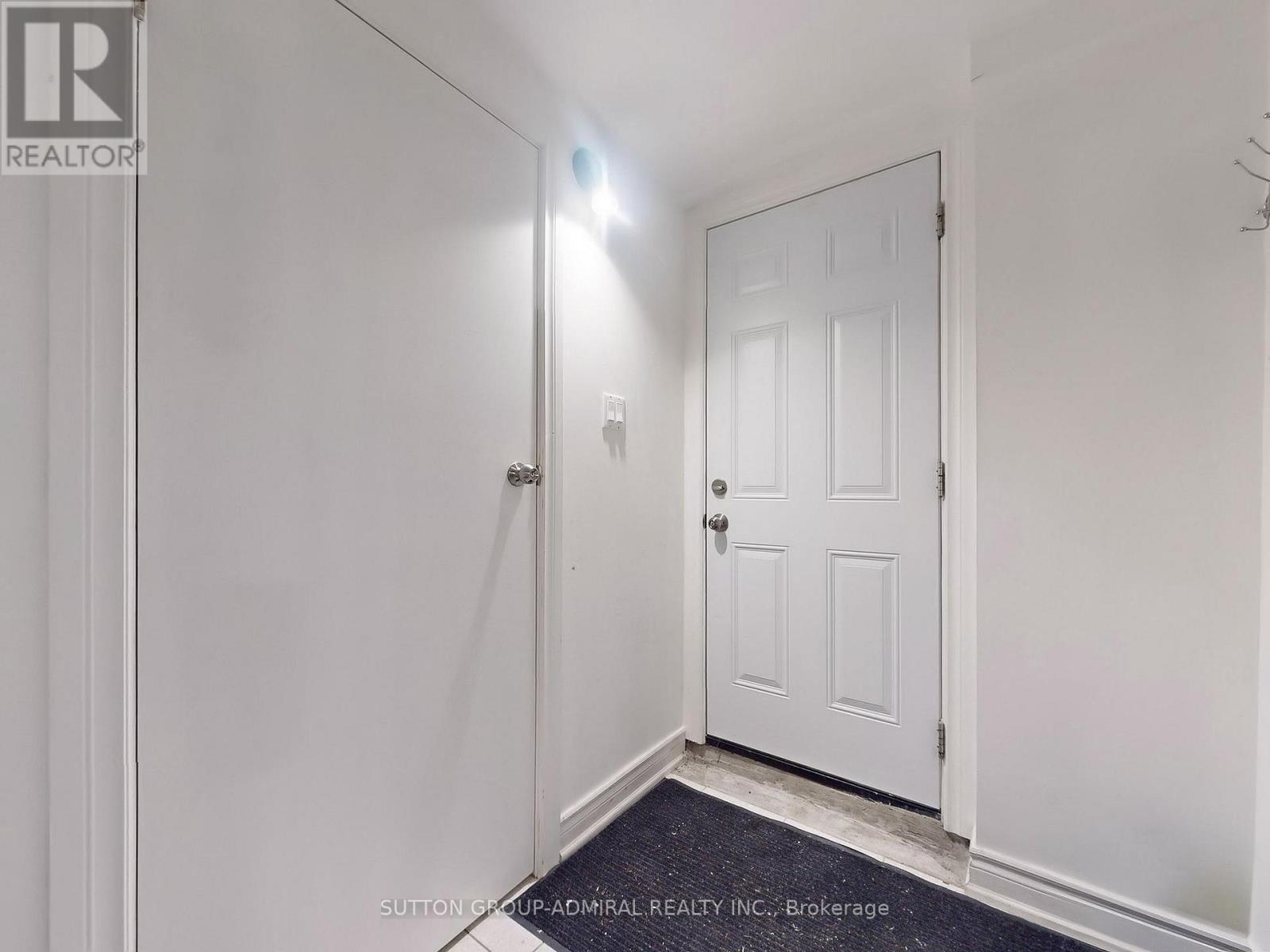 Photo 30 of 160 Marwood Place, Vaughan ON