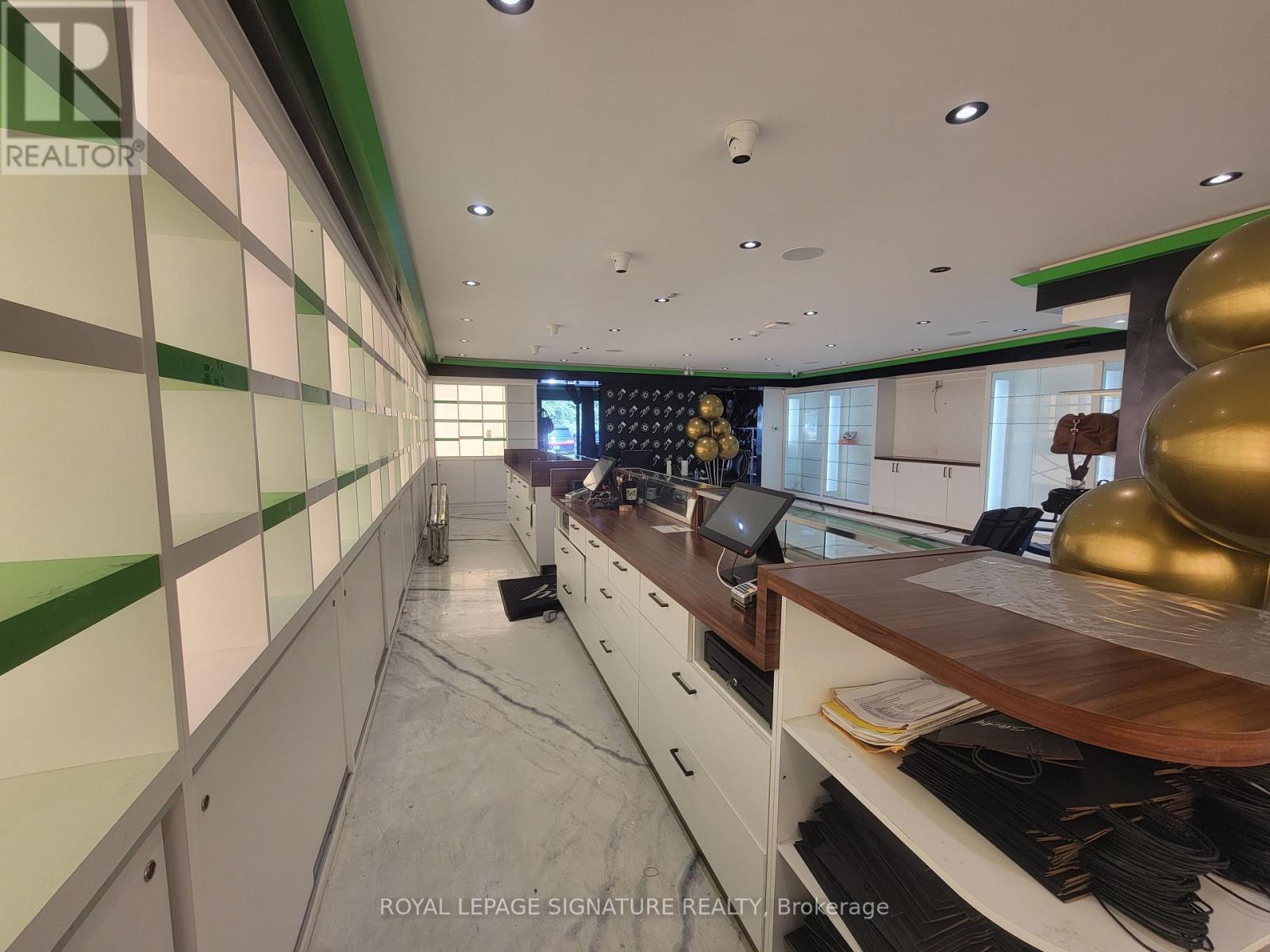 Photo 11 of 10 1 Steinway Boulevard, Toronto ON