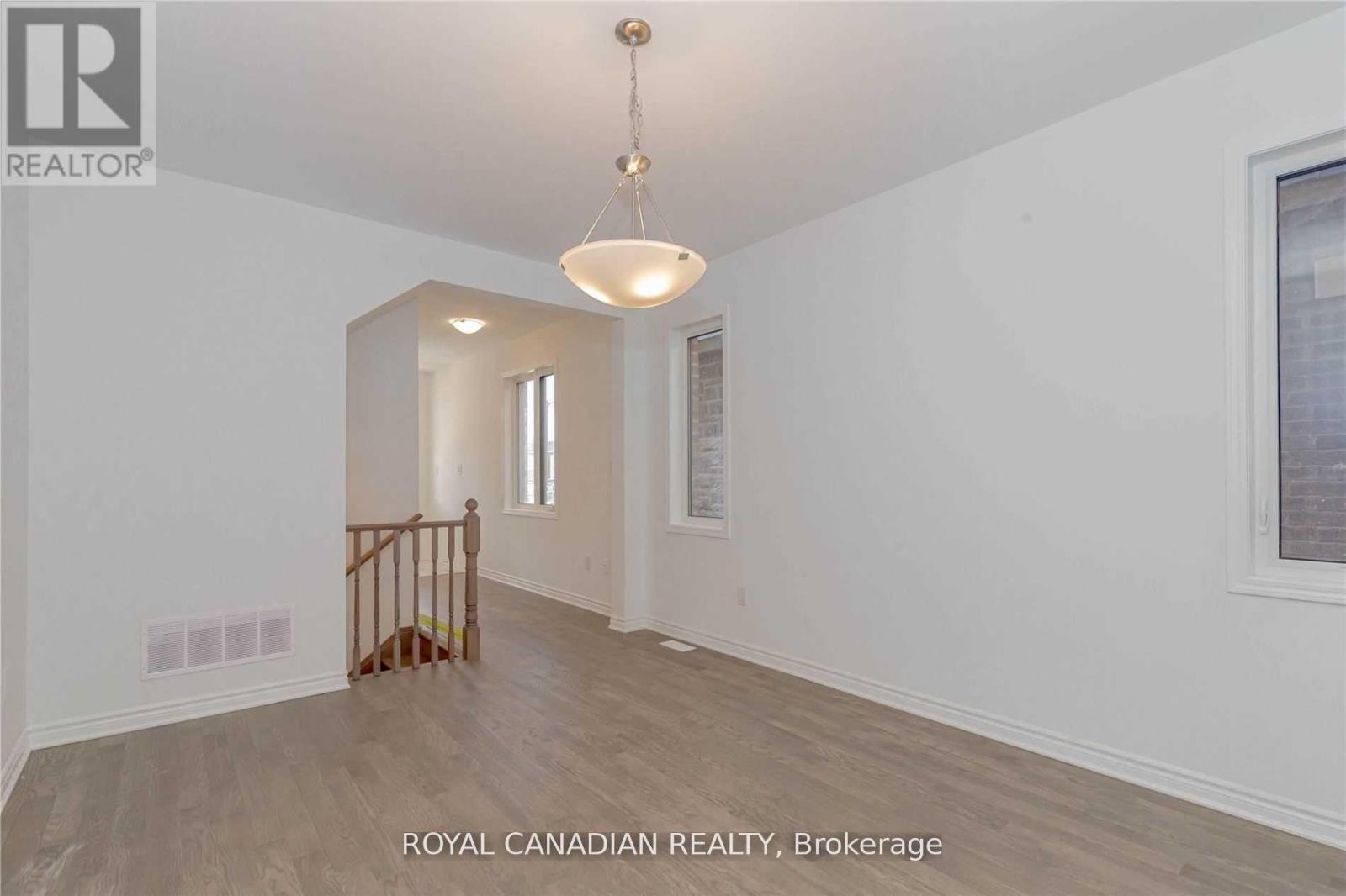 Photo 11 of 1355 Lobelia Crescent, Milton ON
