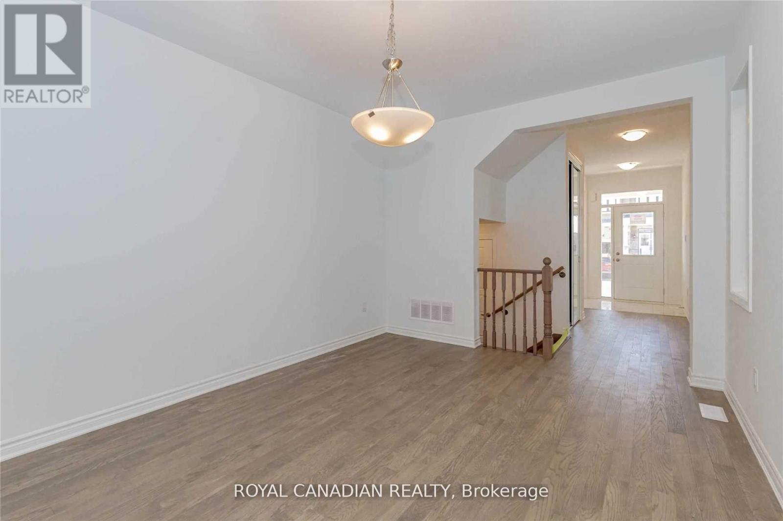 Photo 12 of 1355 Lobelia Crescent, Milton ON