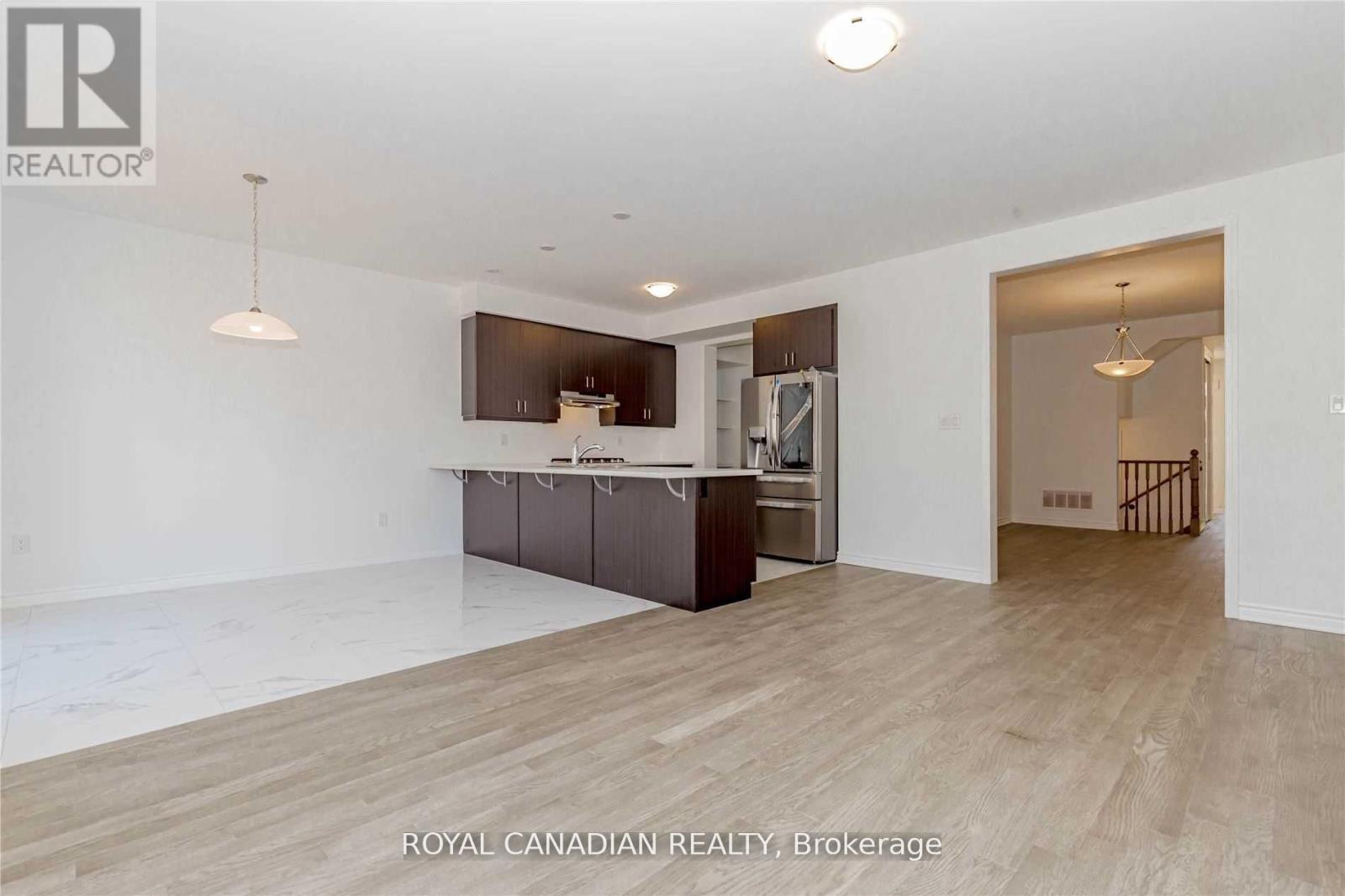 Photo 16 of 1355 Lobelia Crescent, Milton ON