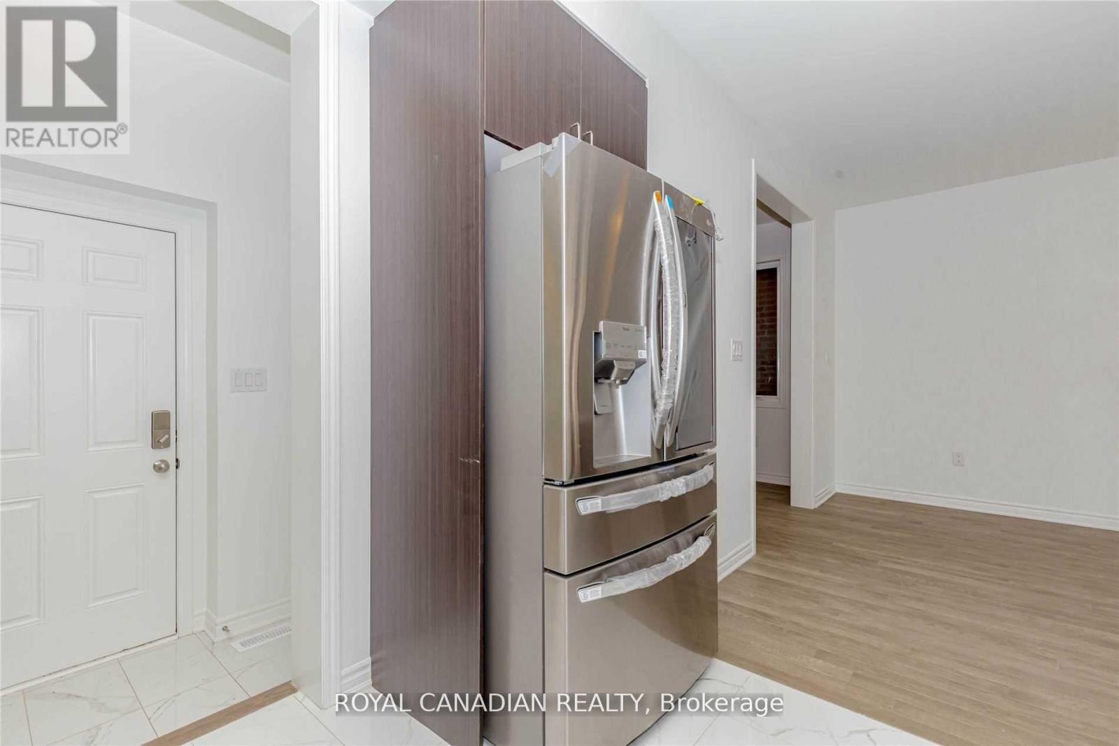 Photo 25 of 1355 Lobelia Crescent, Milton ON