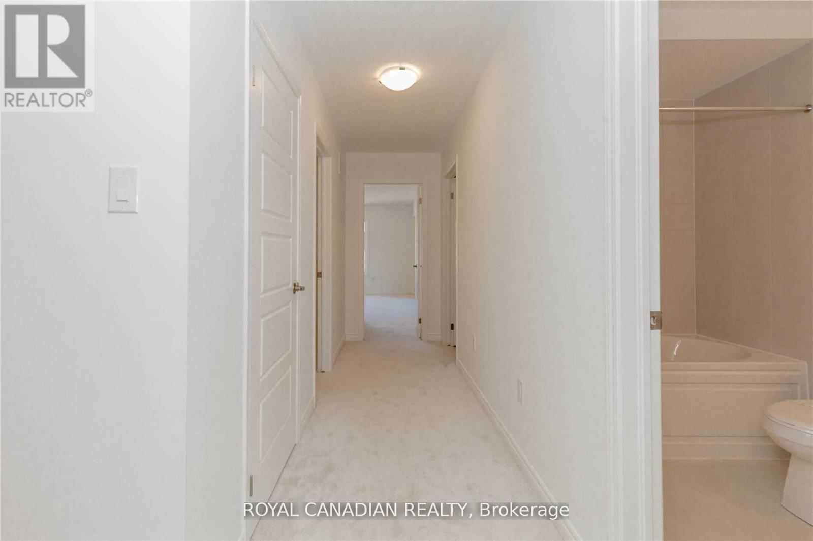 Photo 30 of 1355 Lobelia Crescent, Milton ON