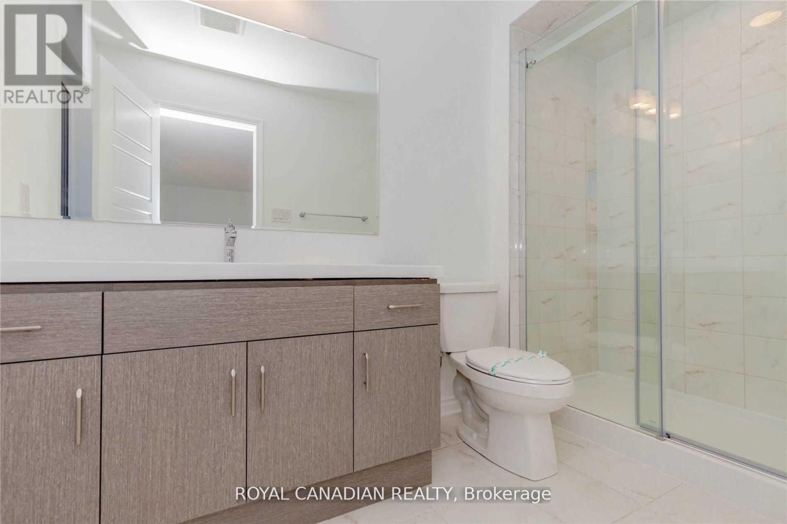 Photo 36 of 1355 Lobelia Crescent, Milton ON