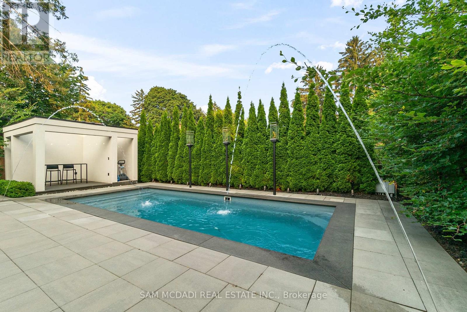 Photo 1 of 2488 Lakeshore Road E, Oakville ON