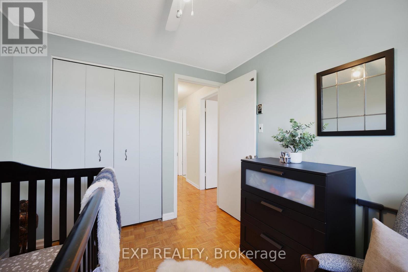 Photo 23 of 136 Darras Court, Brampton ON