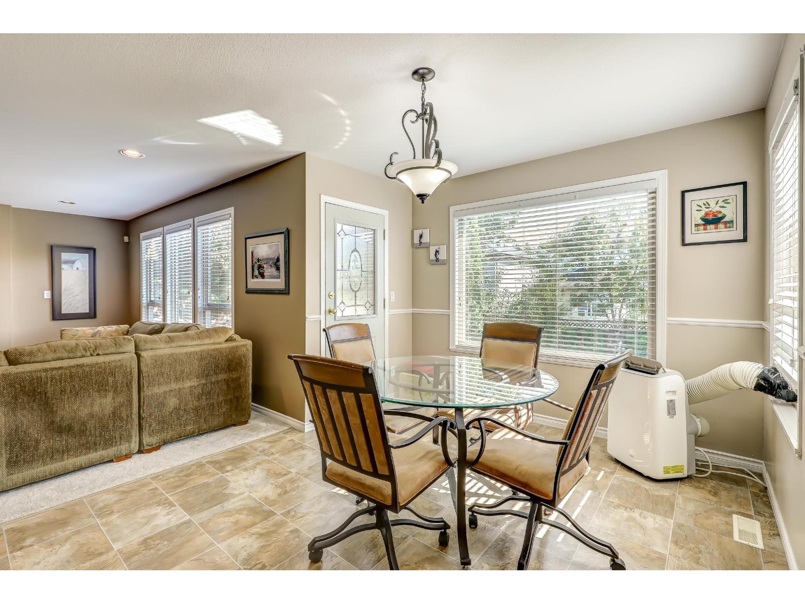 Photo 12 of 16932 60 A Avenue, Surrey BC