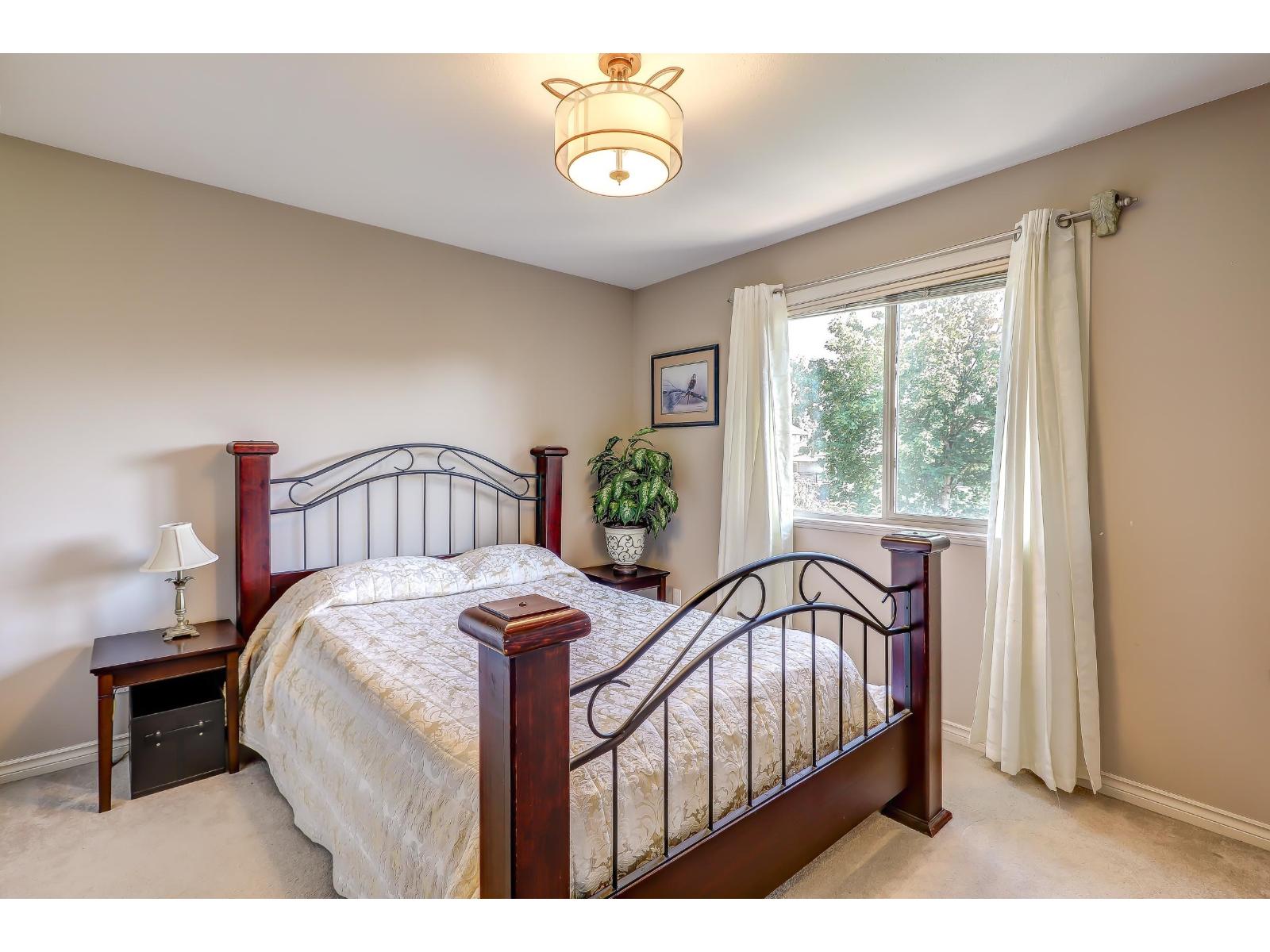 Photo 24 of 16932 60 A Avenue, Surrey BC