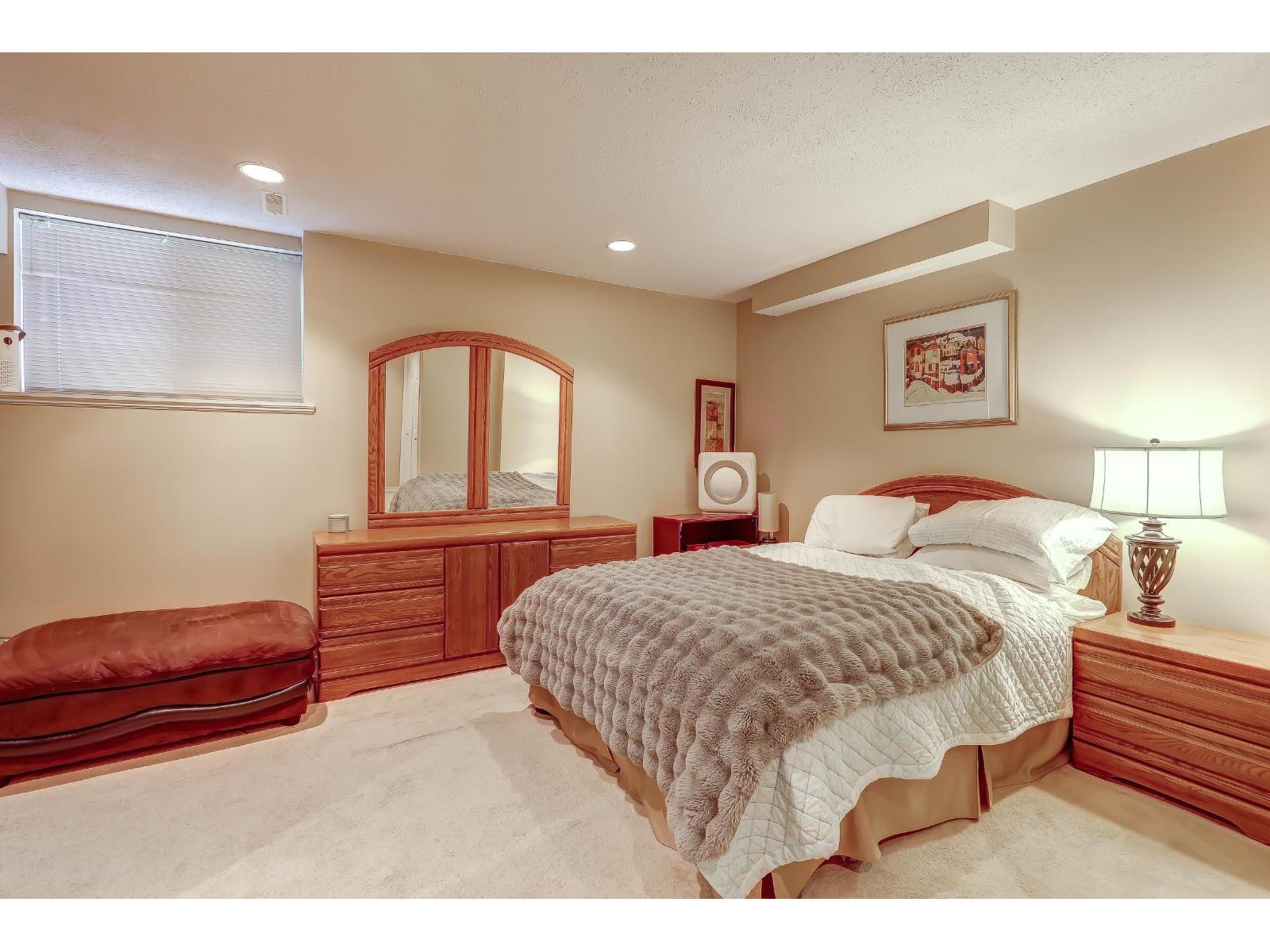 Photo 31 of 16932 60 A Avenue, Surrey BC