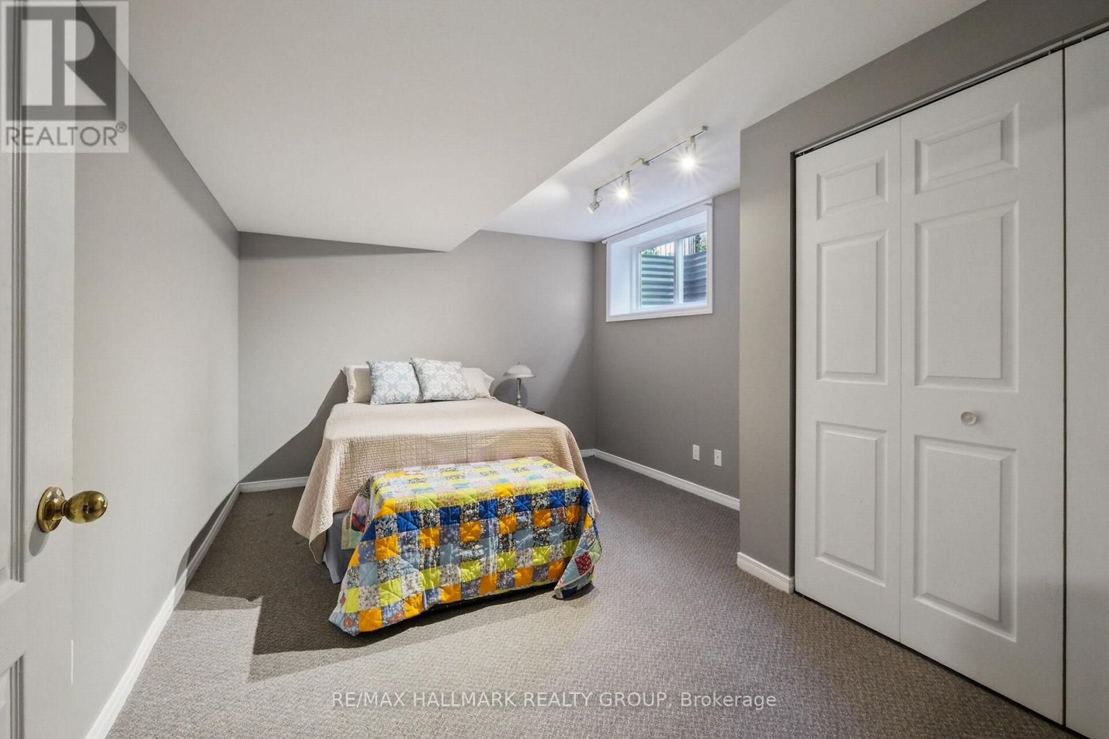 Photo 29 of 3034 Courtyard Crescent, Ottawa ON