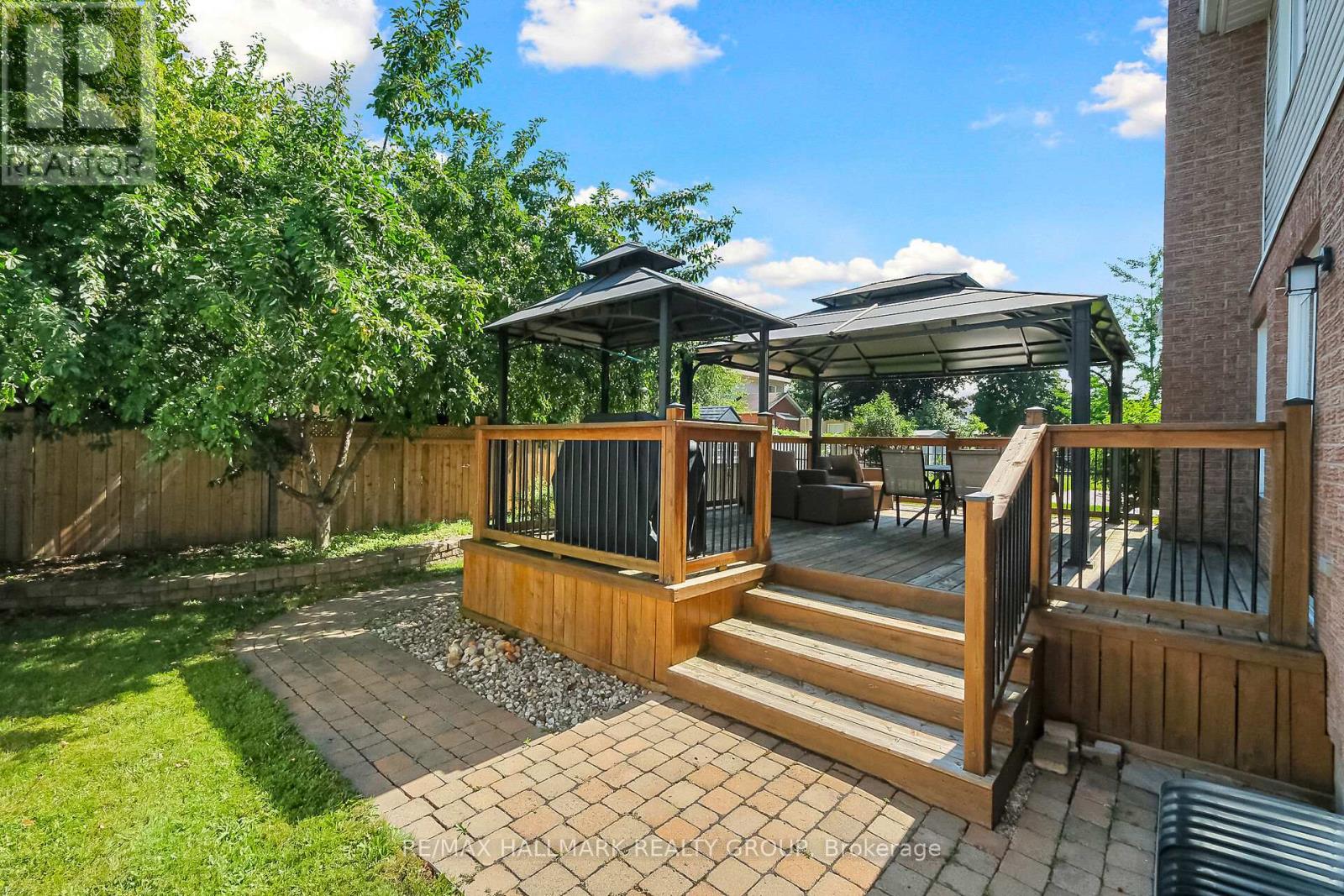 Photo 32 of 3034 Courtyard Crescent, Ottawa ON