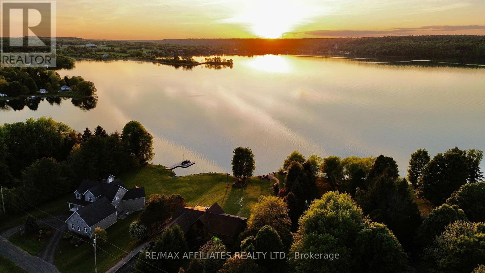 Photo 8 of 51 Mountain View Lane, Rideau Lakes ON