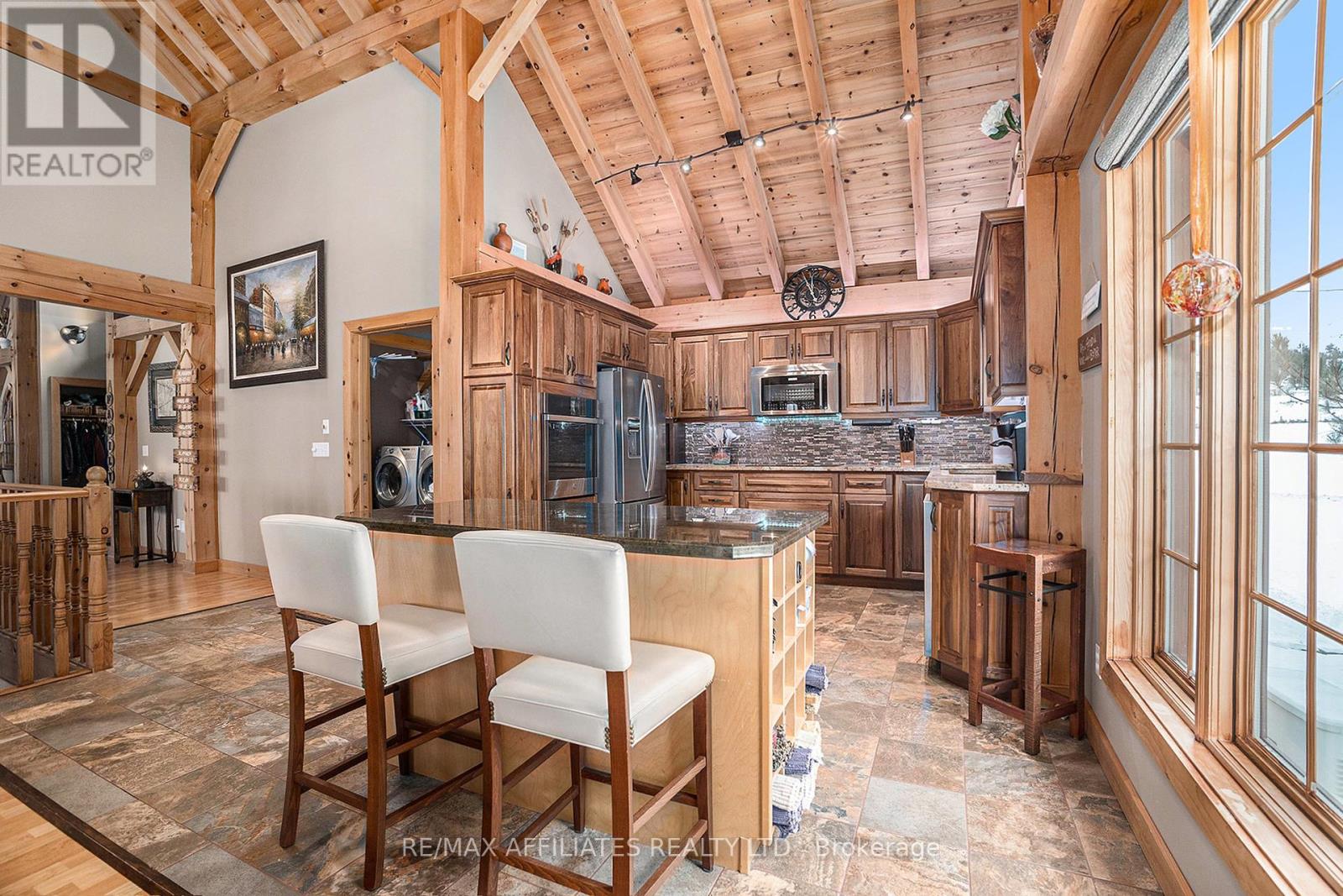 Photo 11 of 51 Mountain View Lane, Rideau Lakes ON