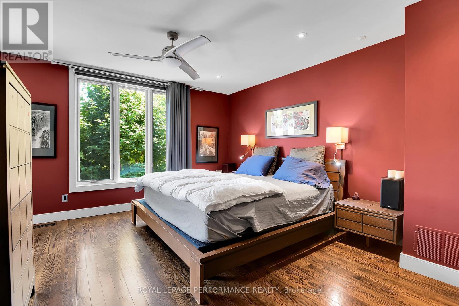 Photo 23 of 805 Kingsmere Avenue, Ottawa ON