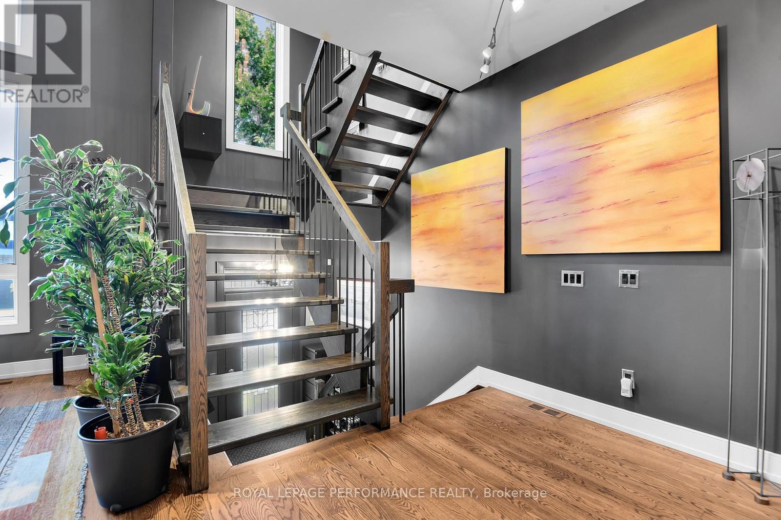 Stunning details and natural light