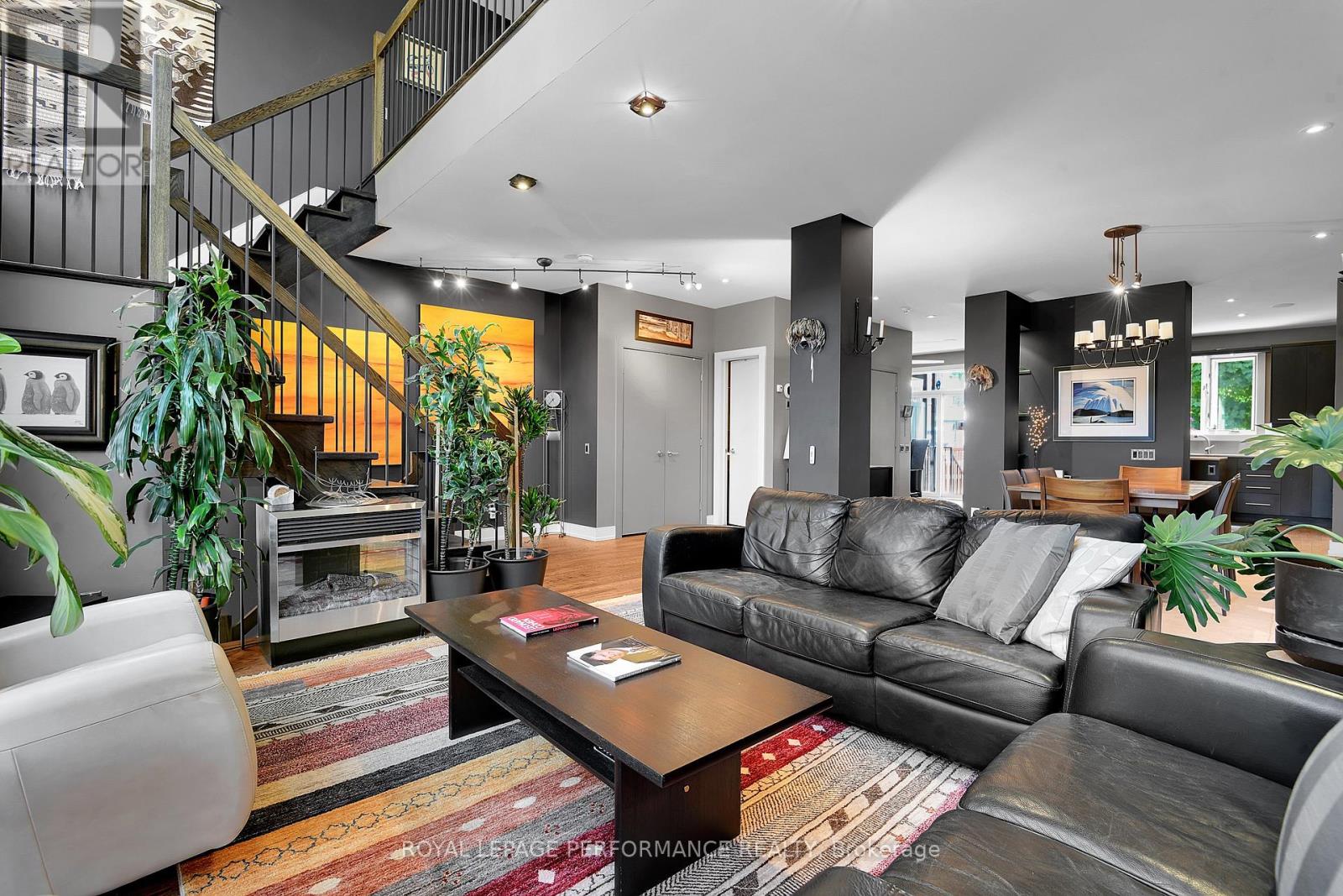 Photo 9 of 805 Kingsmere Avenue, Ottawa ON