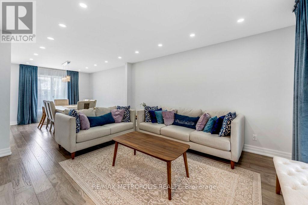 Photo 14 of 21 Walters Court, St Catharines ON