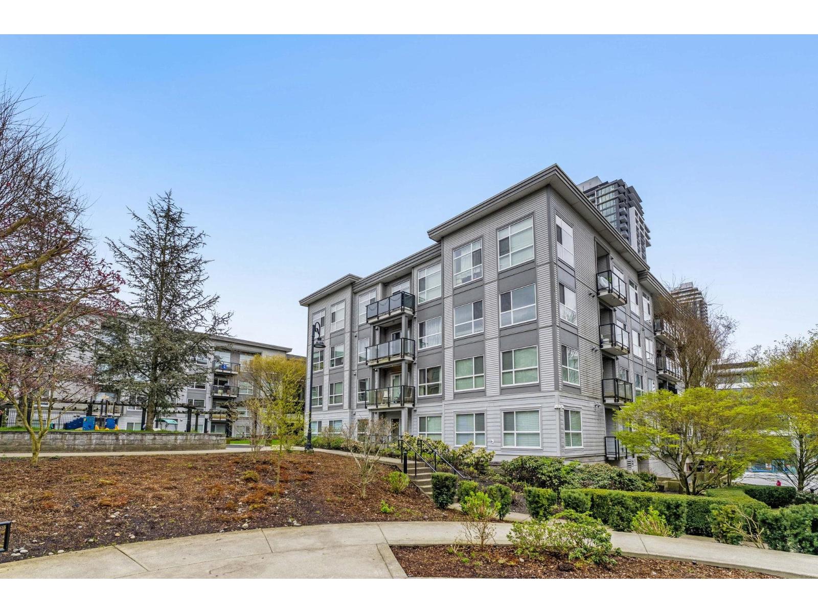 Photo 27 of 425 13733 107 A Avenue, Surrey BC