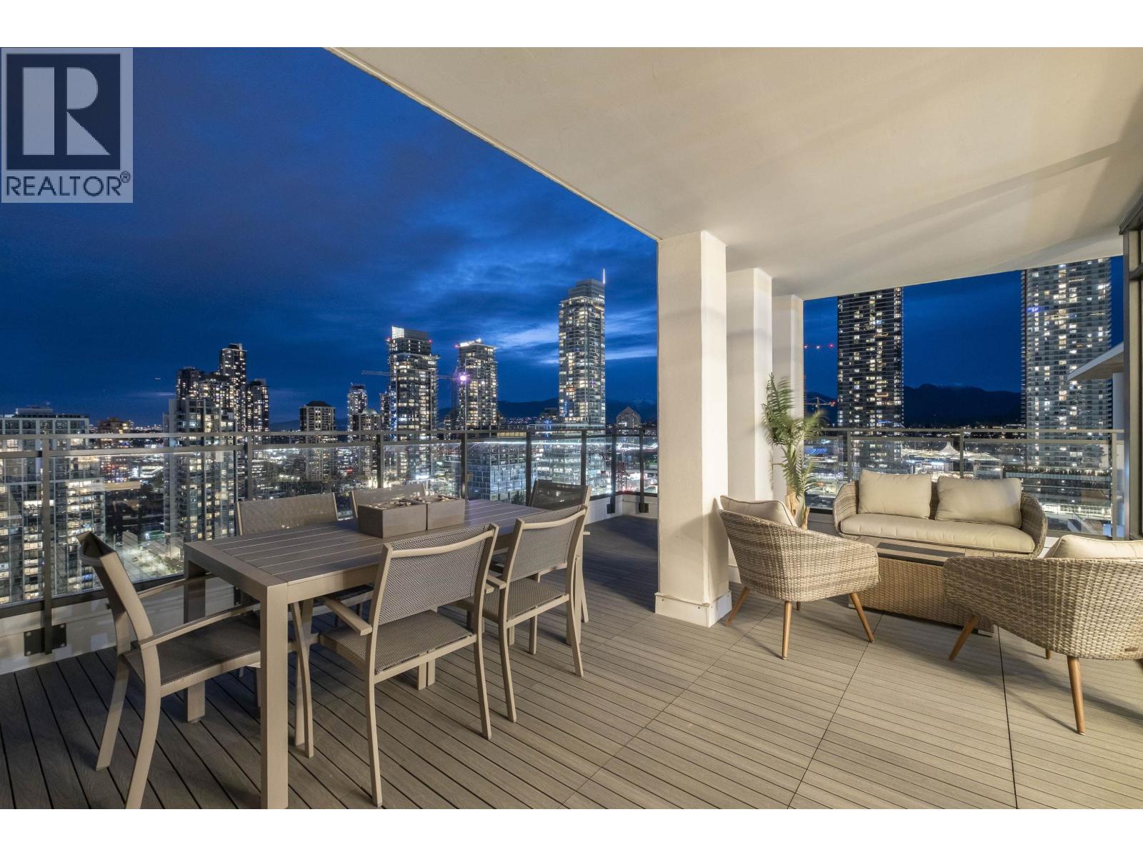 Photo 1 of 2703 2378 Alpha Avenue, Burnaby BC