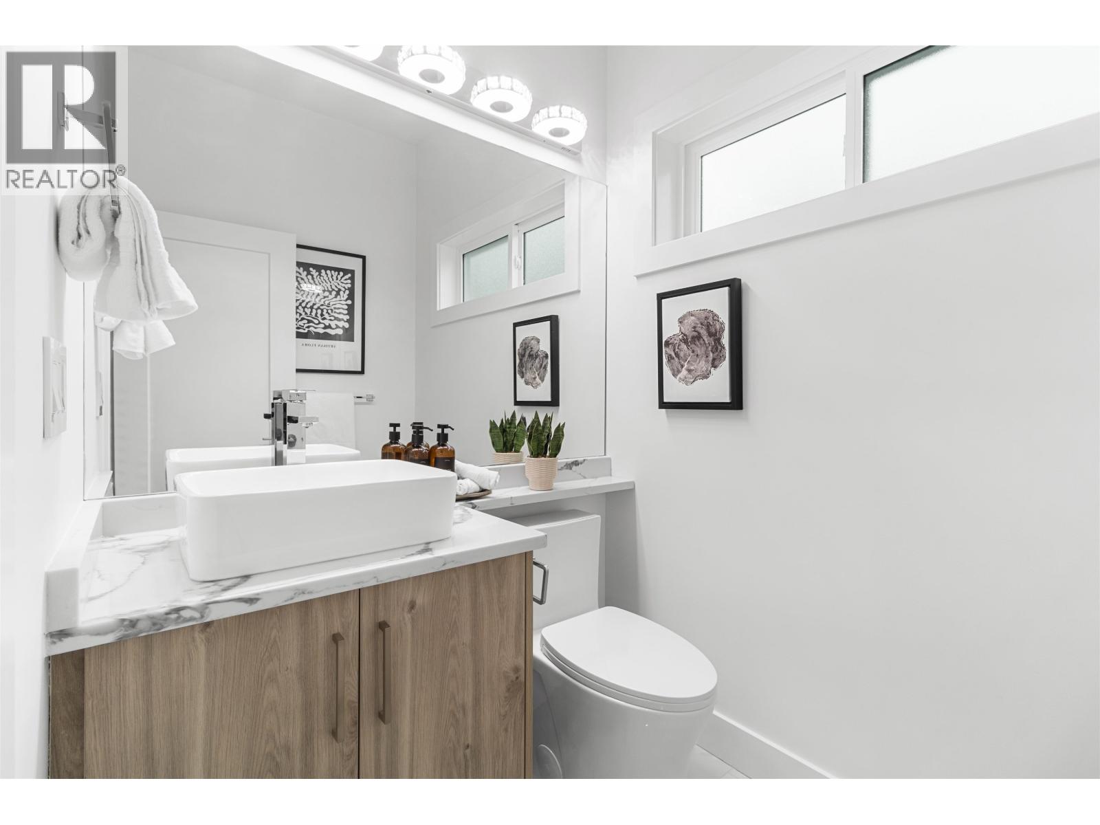 Photo 11 of 5 22551 Westminster Highway, Richmond BC