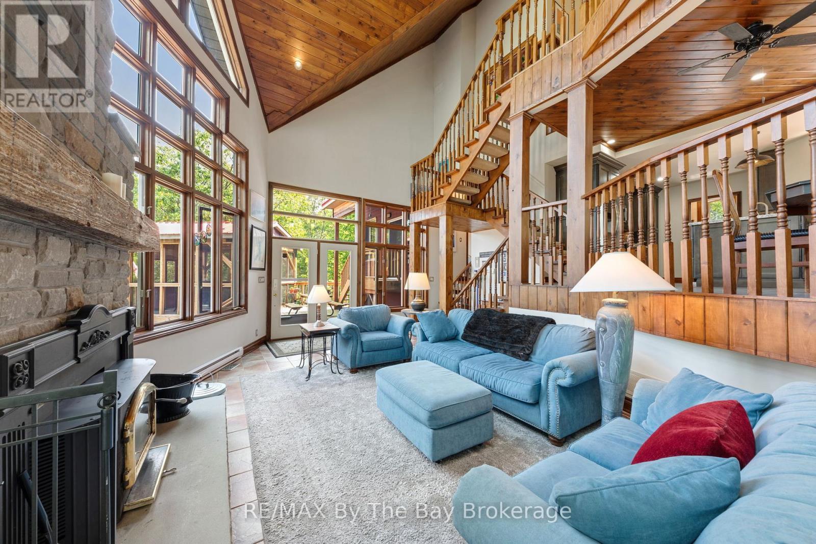 Photo 18 of 4104 East Shore Road, Severn ON