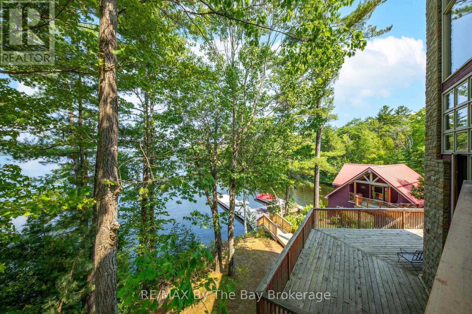 Photo 25 of 4104 East Shore Road, Severn ON